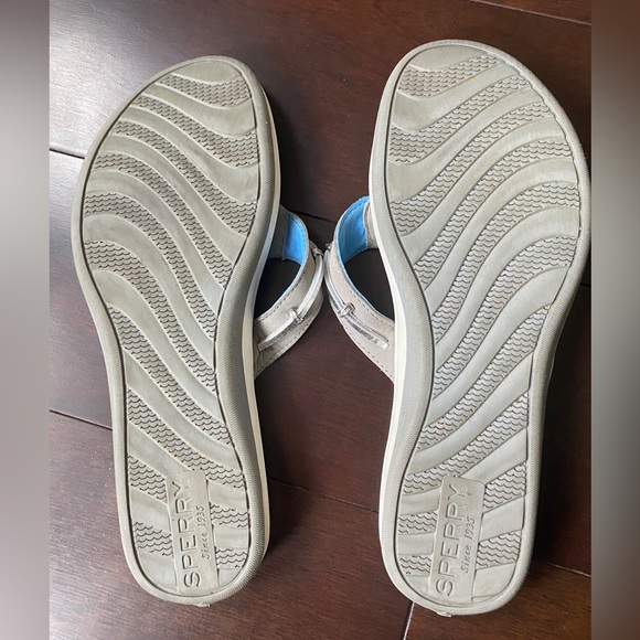 Sperry Women’s Sandals - Picture 3 of 6